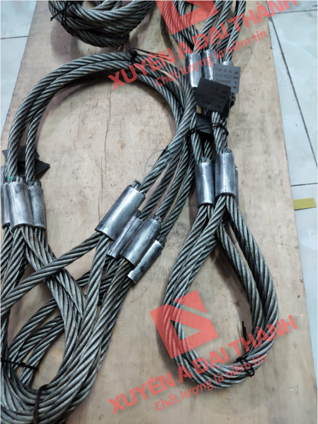 Sling-2-dau-mat