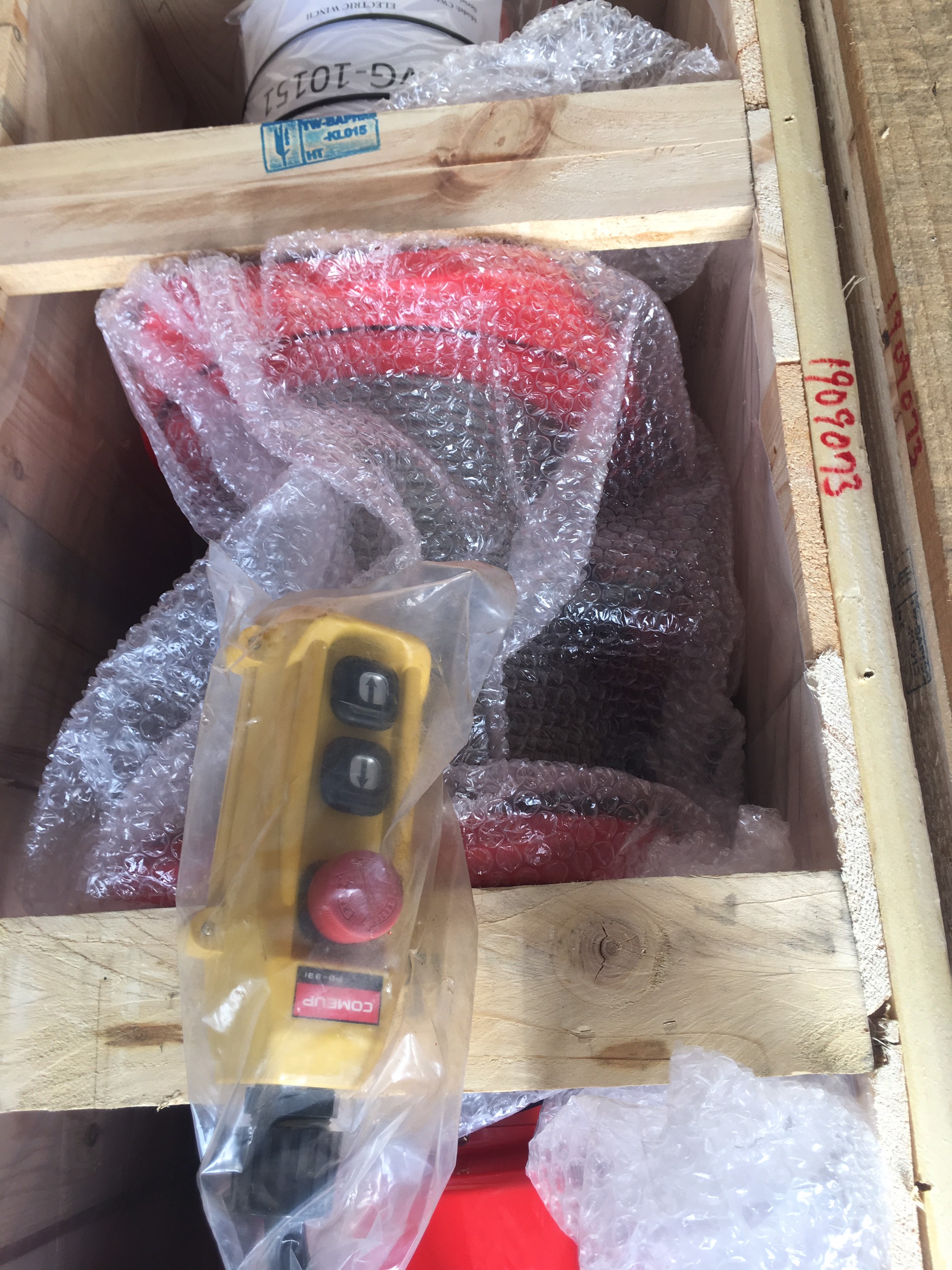 Toi-Dien-500kg-COMEUP-Dai-Loan-CWG-10151-1-pha-kem-remote